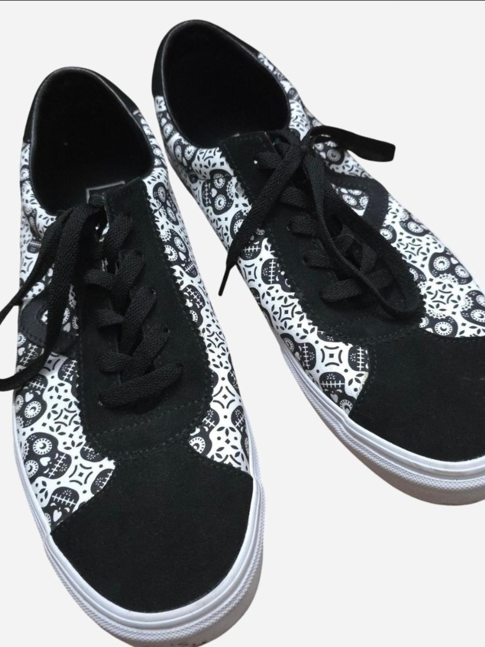 Vans Black & White Skull-Pattern Lace-Up Sneakers